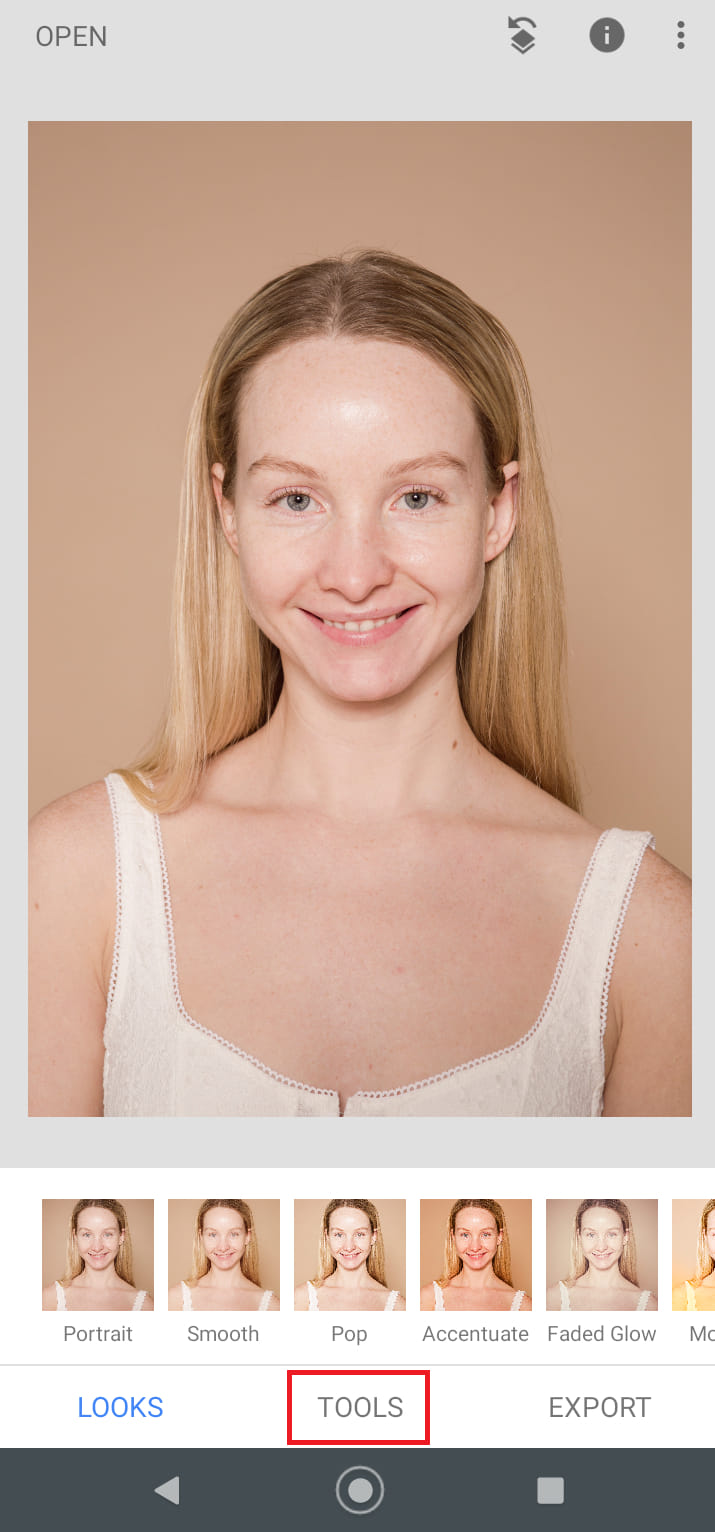remove-glare-from-photo-8