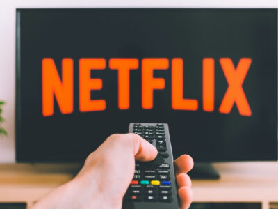 how and when did netflix start a brief history of the company